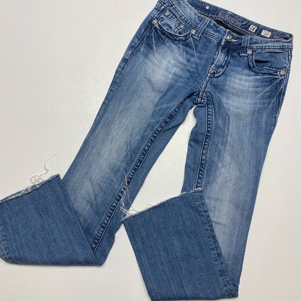 Miss Me Boot Cut Jeans Embellished Color LT 21 Size 28 EUC